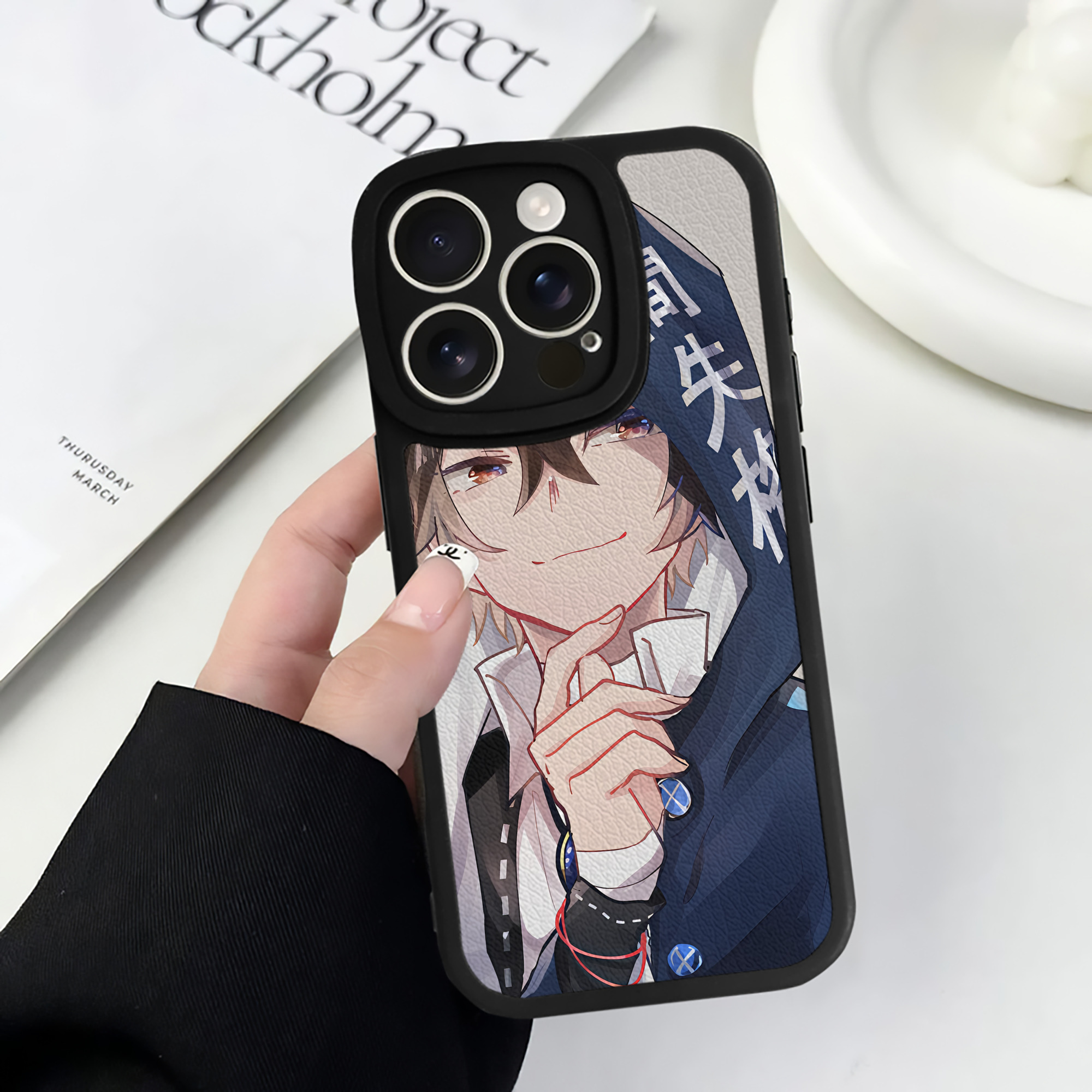 （画像用） 文豪ストレイドッグス Bungo Stray Dogs 【iPhone 16シリーズ対応】シリコンスマホケース（レザー調） 材質：シリコン